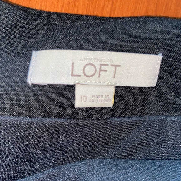 Ann Taylor LOFT - Black Skirt - 10 - Picture 2 of 2
